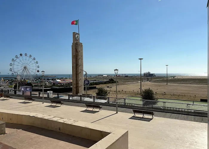 Two Bedroom Apartment Near Beach And Casino