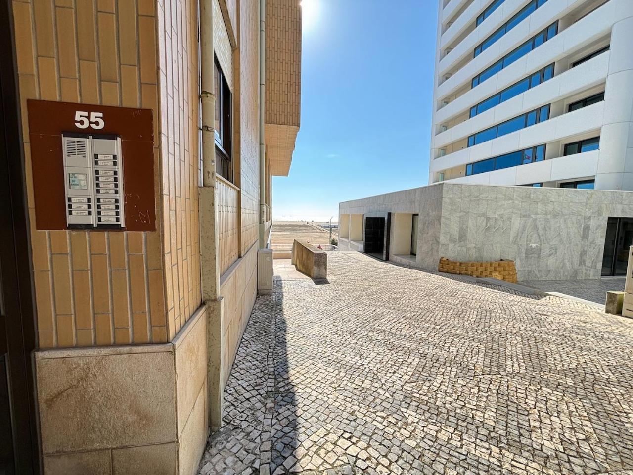 Two Bedroom Near And Casino Apartment